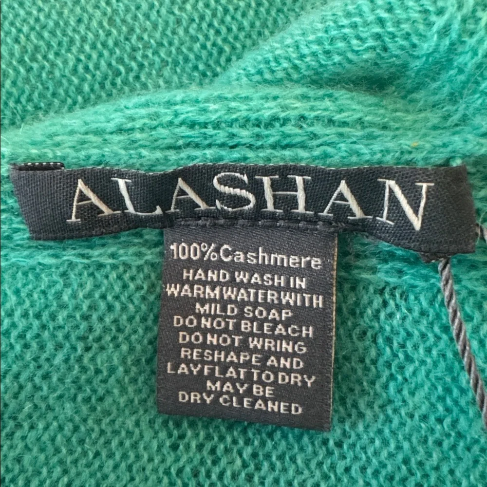 236. Alaskan Cashmere Dress top Scarf Emerald Teal Knit NWT